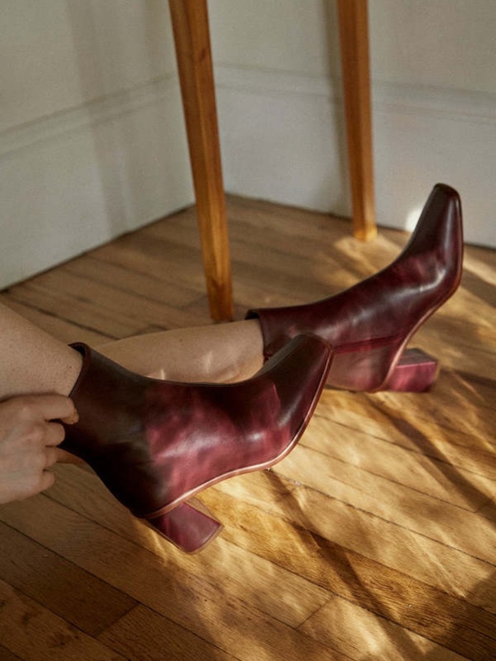 ALOHAS West Cape Leather Block Heel Boots in Burgundy Wine 🍷